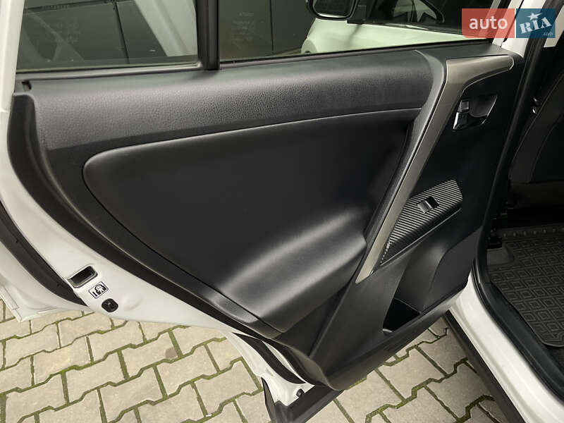 Внедорожник / Кроссовер Toyota RAV4 2013 в Одессе