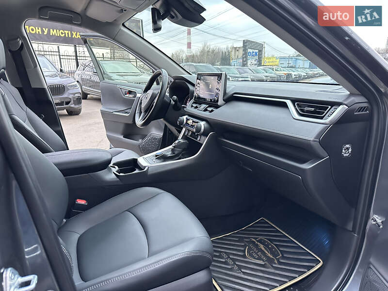Внедорожник / Кроссовер Toyota RAV4 2021 в Харькове фото 24 Внедорожник / Кроссовер Toyota RAV4 2021 в Харькове