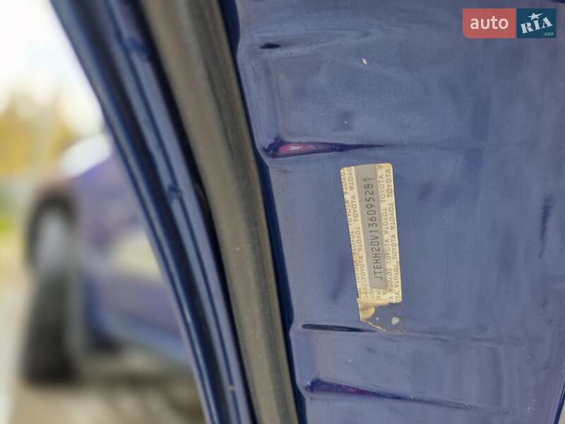 Внедорожник / Кроссовер Toyota RAV4 2003 в Бердичеве