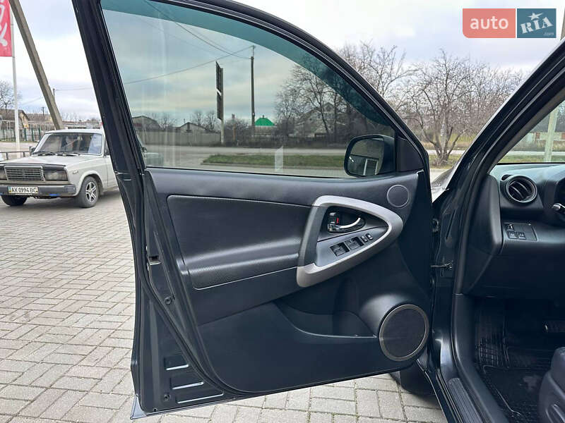 Позашляховик / Кросовер Toyota RAV4 2008 в Харкові фото 11 Позашляховик / Кросовер Toyota RAV4 2008 в Харкові