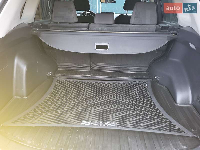 Внедорожник / Кроссовер Toyota RAV4 2022 в Полтаве