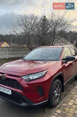 Внедорожник / Кроссовер Toyota RAV4 2018 в Киеве