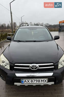 Внедорожник / Кроссовер Toyota RAV4 2007 в Золочеве