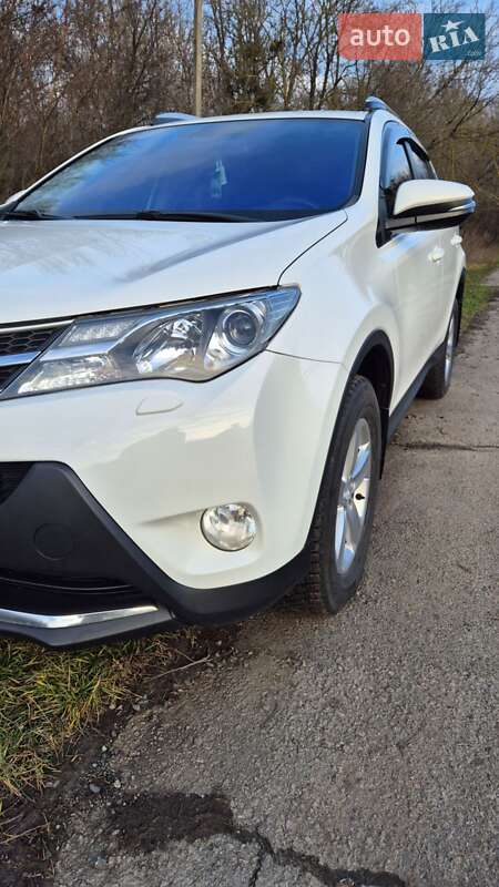 Внедорожник / Кроссовер Toyota RAV4 2014 в Полтаве фото 2 Внедорожник / Кроссовер Toyota RAV4 2014 в Полтаве