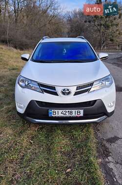 Внедорожник / Кроссовер Toyota RAV4 2014 в Полтаве