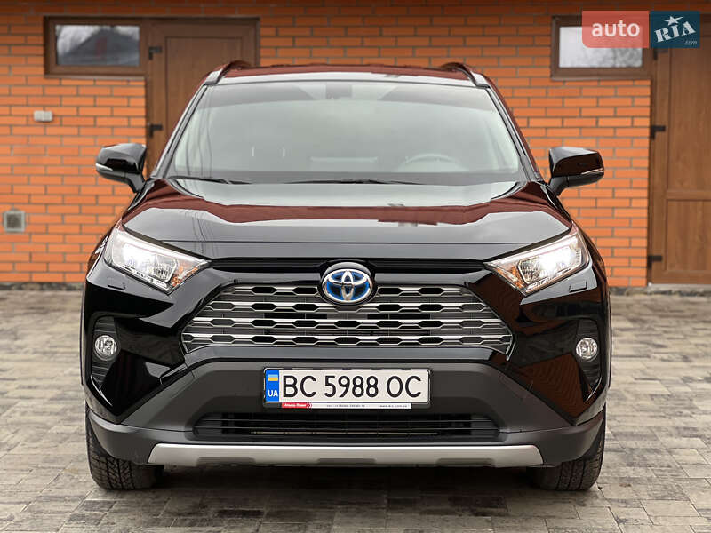 Внедорожник / Кроссовер Toyota RAV4 2019 в Луцке фото 2 Внедорожник / Кроссовер Toyota RAV4 2019 в Луцке