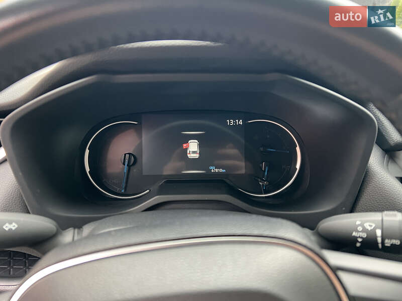 Внедорожник / Кроссовер Toyota RAV4 2019 в Луцке фото 17 Внедорожник / Кроссовер Toyota RAV4 2019 в Луцке