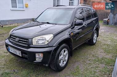 Внедорожник / Кроссовер Toyota RAV4 2002 в Шепетовке