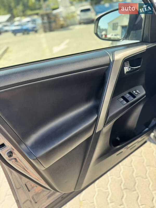 Внедорожник / Кроссовер Toyota RAV4 2013 в Хмельницком фото 18 Внедорожник / Кроссовер Toyota RAV4 2013 в Хмельницком