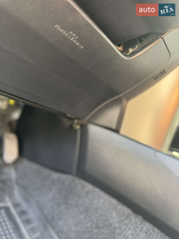 Внедорожник / Кроссовер Toyota RAV4 2013 в Хмельницком фото 33 Внедорожник / Кроссовер Toyota RAV4 2013 в Хмельницком