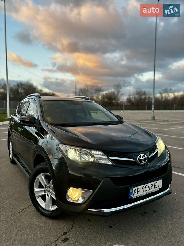 Toyota RAV4 2014