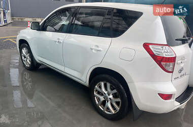 Внедорожник / Кроссовер Toyota RAV4 2012 в Киеве