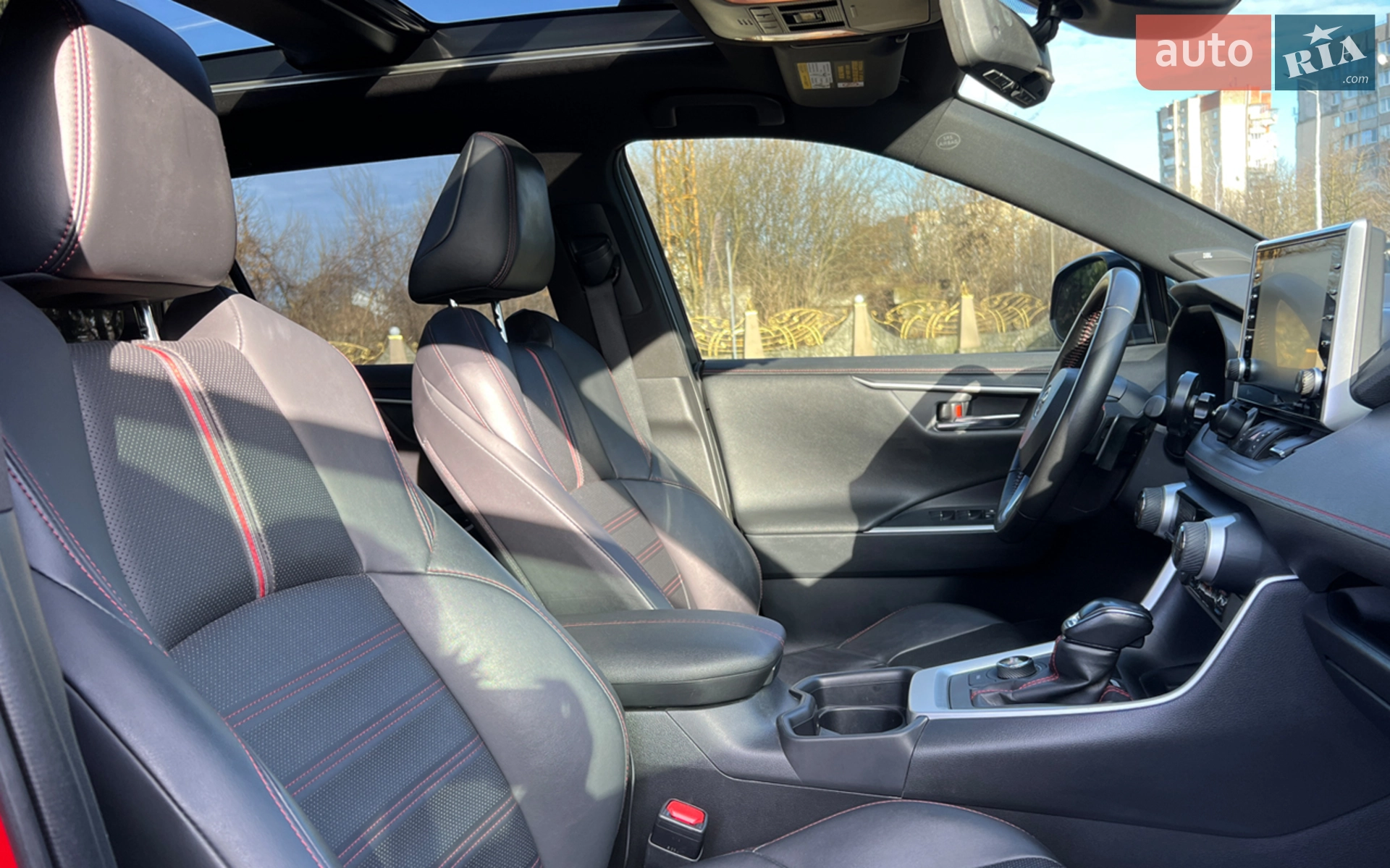 2021 Toyota RAV 4 - мініатюра 23