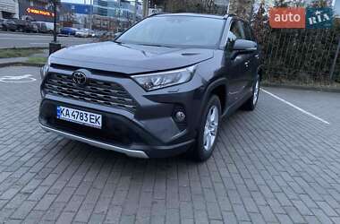 Внедорожник / Кроссовер Toyota RAV4 2021 в Харькове