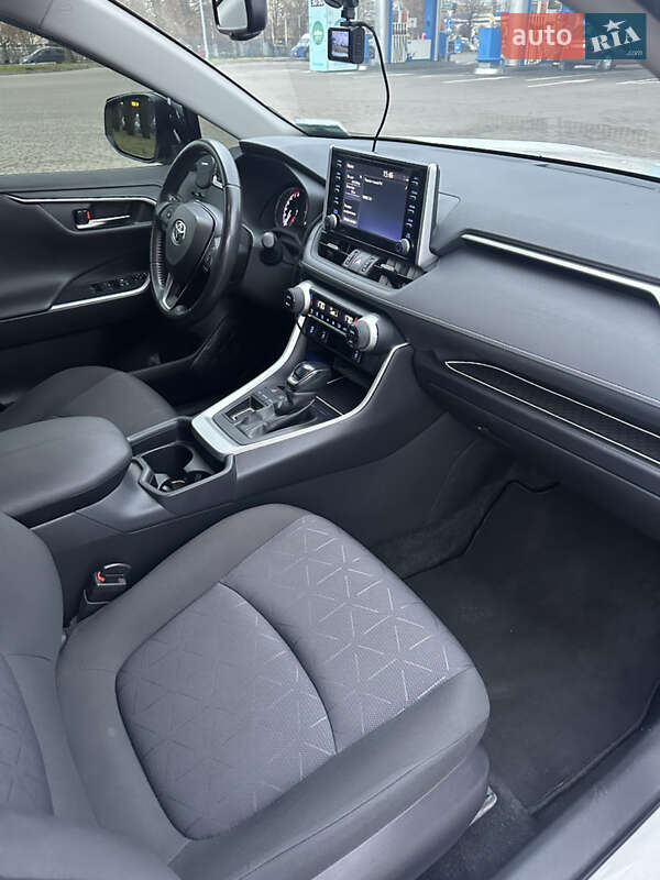 Позашляховик / Кросовер Toyota RAV4 2019 в Білій Церкві фото 21 Позашляховик / Кросовер Toyota RAV4 2019 в Білій Церкві