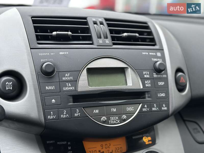 Позашляховик / Кросовер Toyota RAV4 2008 в Києві