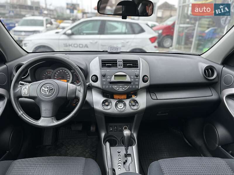 Позашляховик / Кросовер Toyota RAV4 2008 в Києві