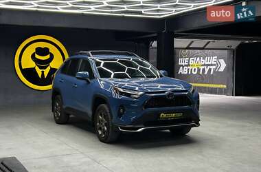 Внедорожник / Кроссовер Toyota RAV4 2023 в Черновцах