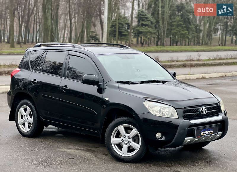 Внедорожник / Кроссовер Toyota RAV4 2006 в Днепре