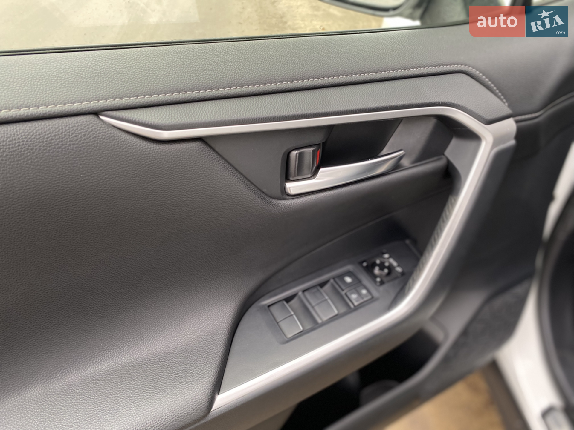 2019 Toyota RAV 4 - мініатюра 59