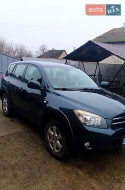 Внедорожник / Кроссовер Toyota RAV4 2006 в Сумах