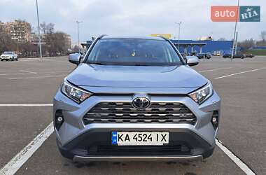 Внедорожник / Кроссовер Toyota RAV4 2023 в Киеве