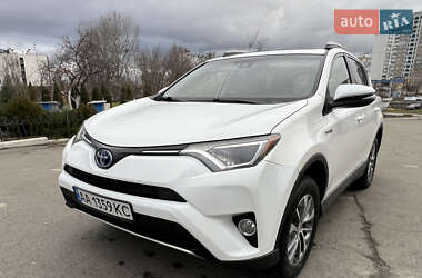 Внедорожник / Кроссовер Toyota RAV4 2018 в Киеве