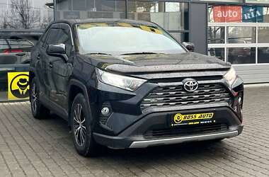 Внедорожник / Кроссовер Toyota RAV4 2019 в Ивано-Франковске