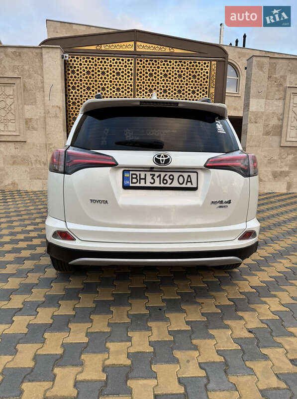 Позашляховик / Кросовер Toyota RAV4 2016 в Одесі