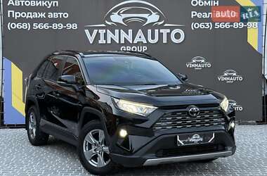 Внедорожник / Кроссовер Toyota RAV4 2023 в Виннице