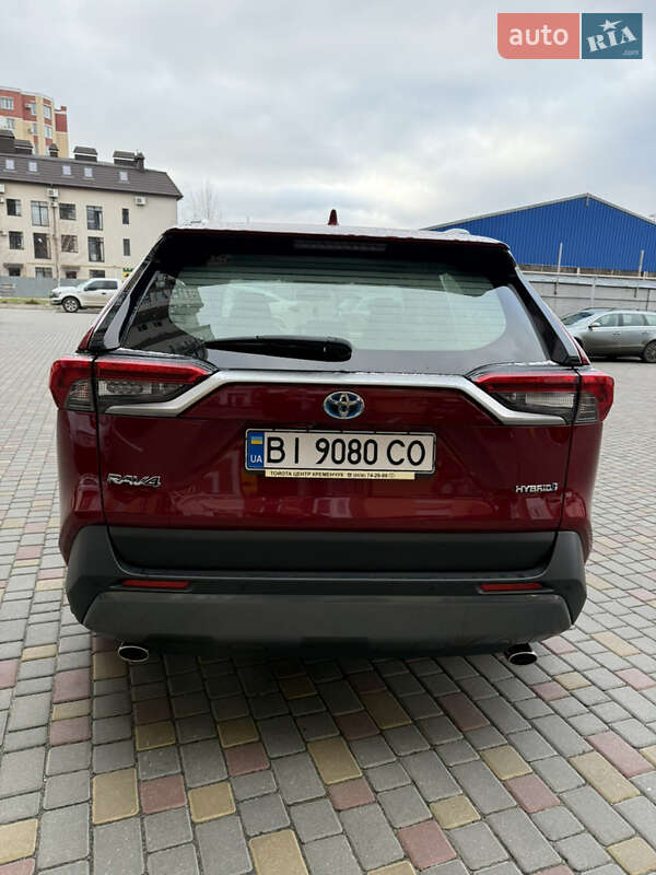 Позашляховик / Кросовер Toyota RAV4 2019 в Кременчуці