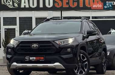 Внедорожник / Кроссовер Toyota RAV4 2019 в Харькове
