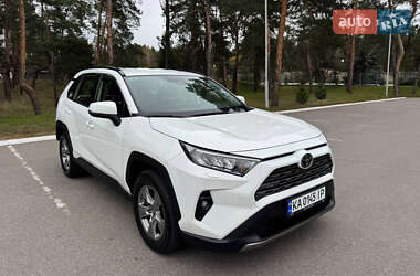 Внедорожник / Кроссовер Toyota RAV4 2022 в Киеве
