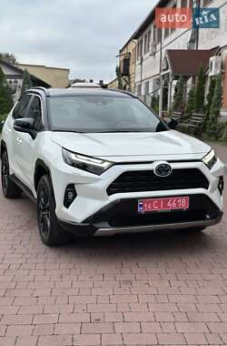 Внедорожник / Кроссовер Toyota RAV4 2022 в Стрые