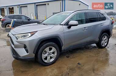 Toyota RAV4 2021