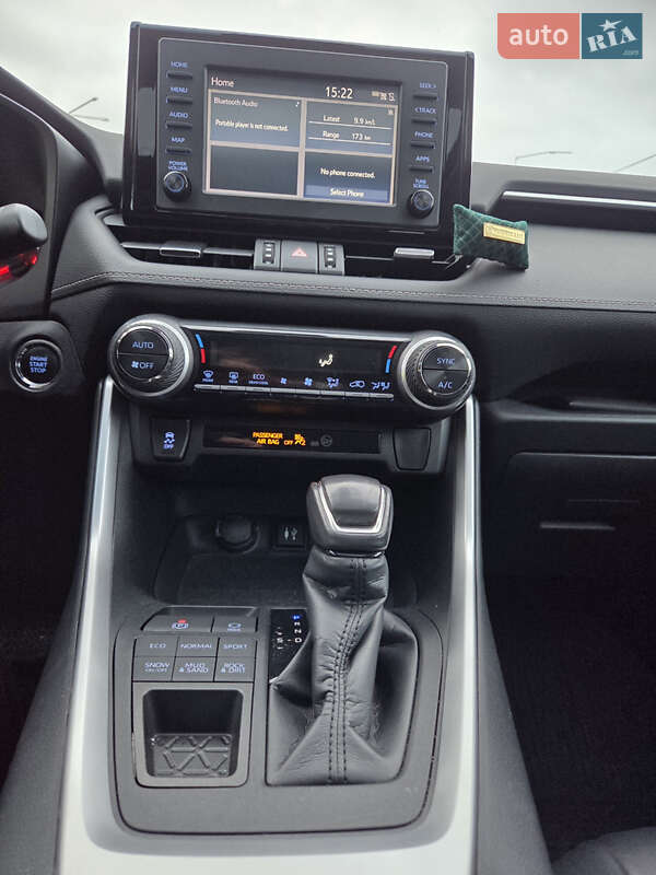 Позашляховик / Кросовер Toyota RAV4 2019 в Києві