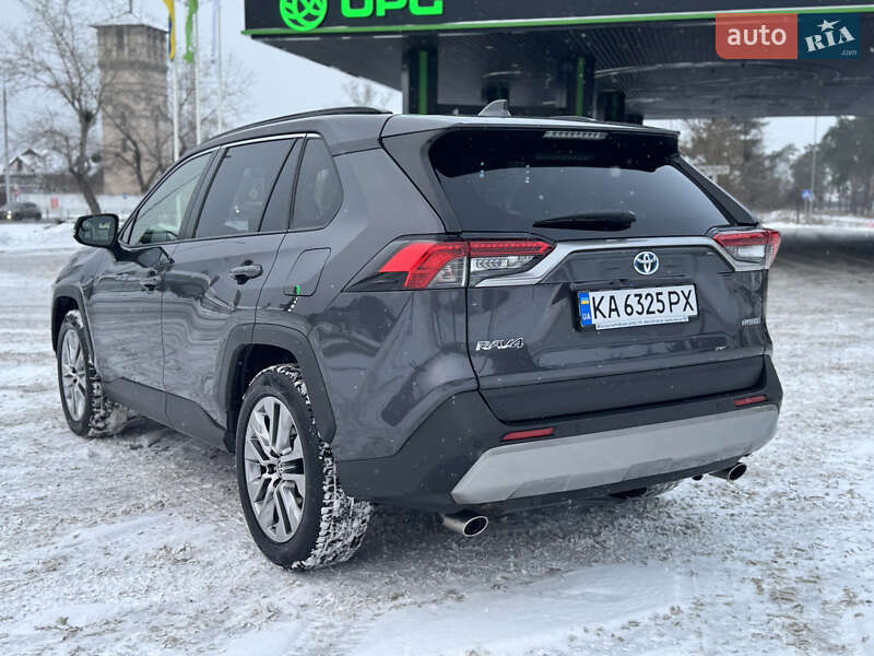 Позашляховик / Кросовер Toyota RAV4 2024 в Києві