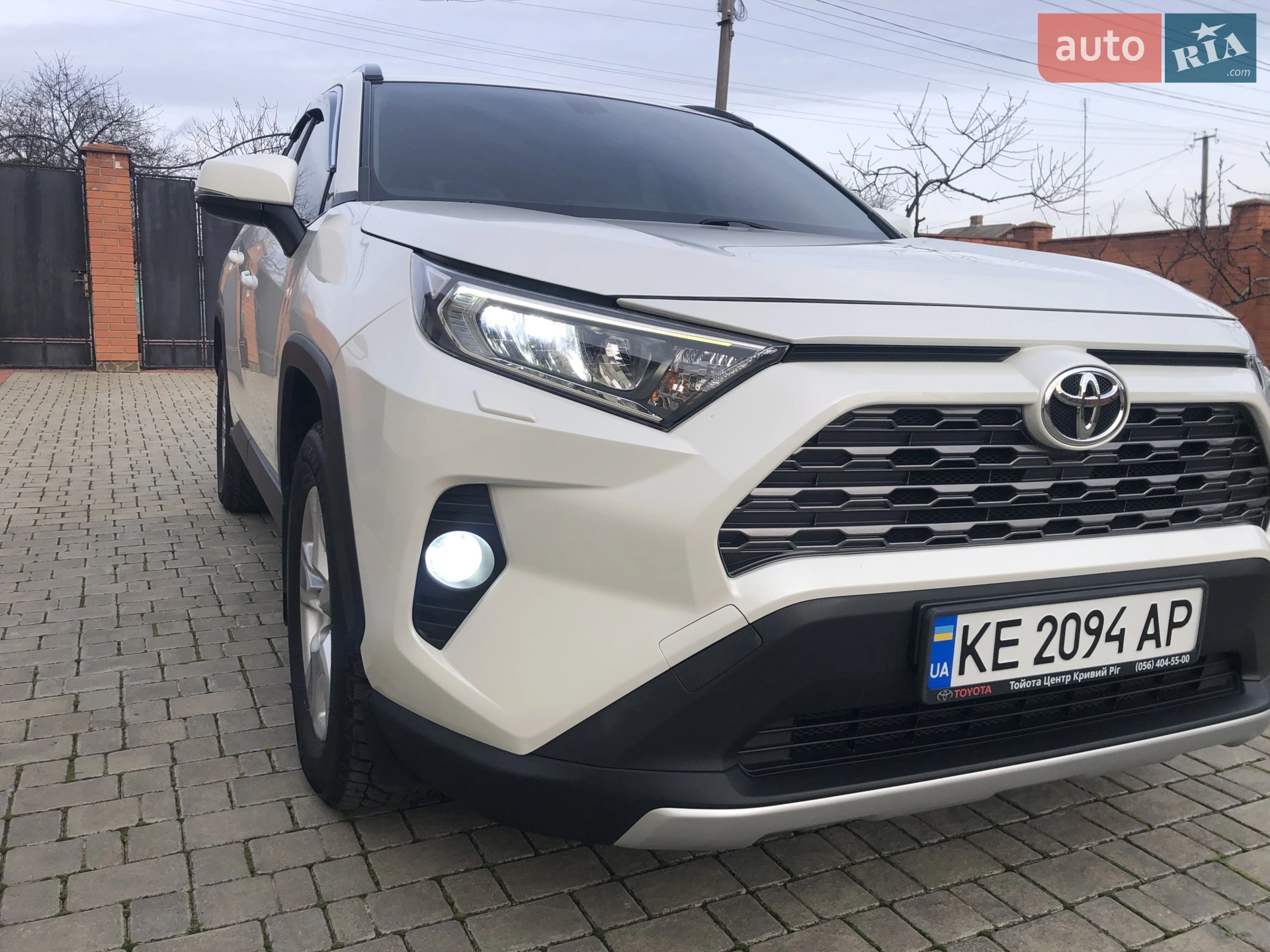 2019 Toyota RAV 4 - мініатюра 18