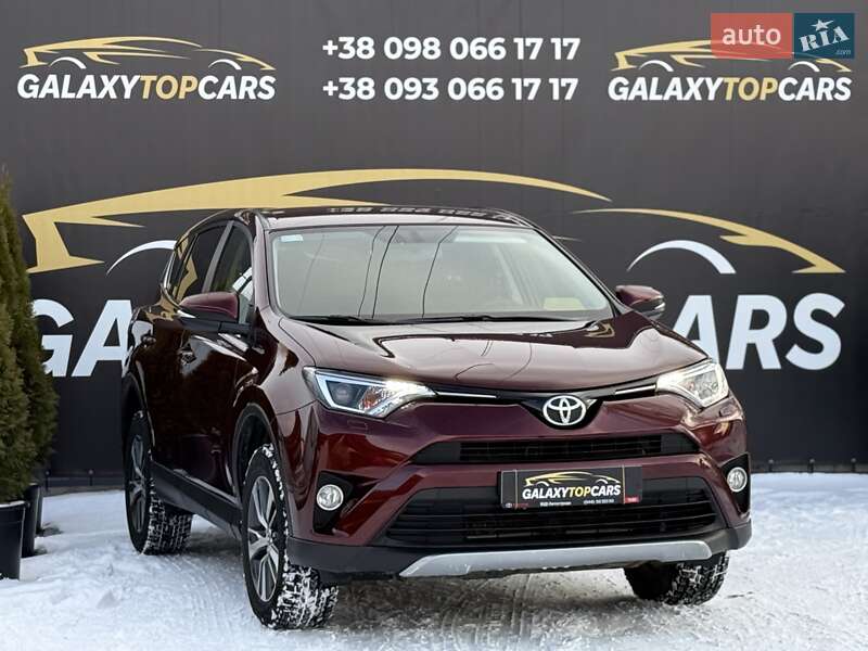 Позашляховик / Кросовер Toyota RAV4 2017 в Вінниці