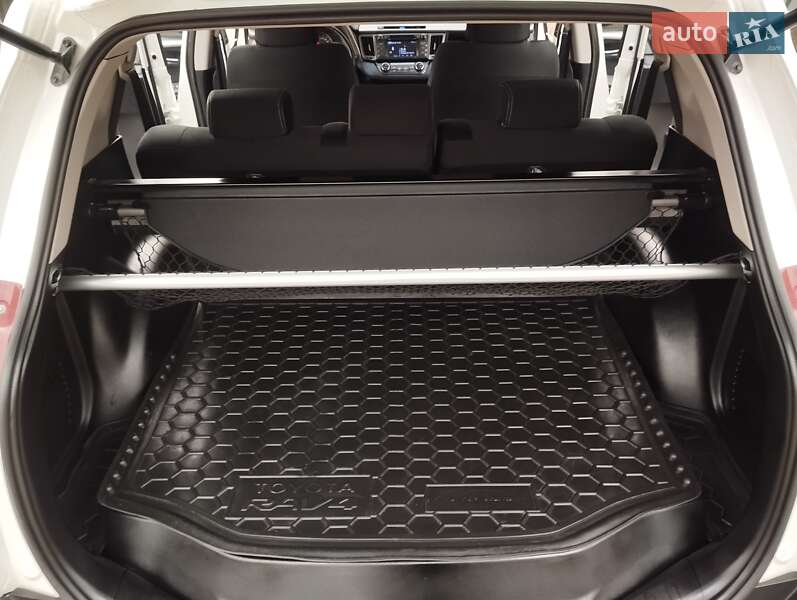 Позашляховик / Кросовер Toyota RAV4 2013 в Одесі