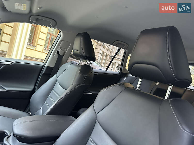 Внедорожник / Кроссовер Toyota RAV4 2023 в Киеве