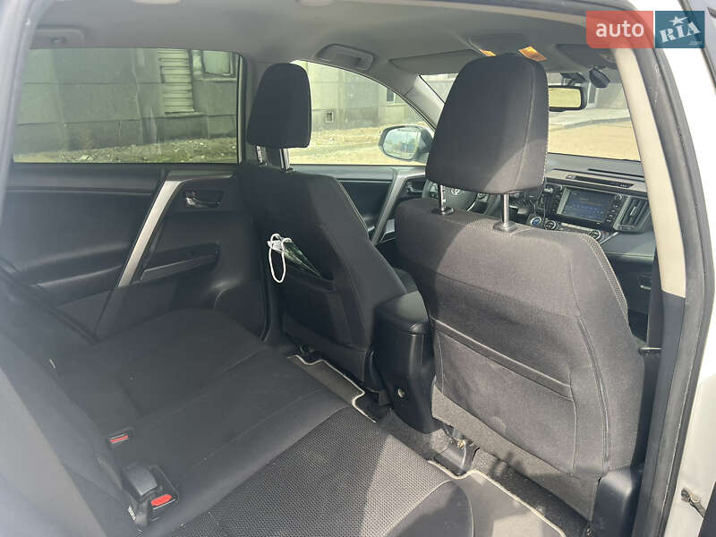 Позашляховик / Кросовер Toyota RAV4 2018 в Києві