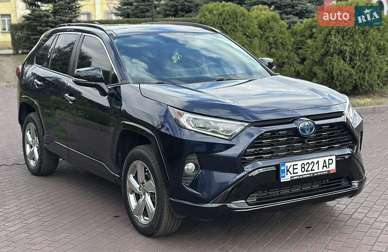 Внедорожник / Кроссовер Toyota RAV4 2021 в Днепре фото 9 Внедорожник / Кроссовер Toyota RAV4 2021 в Днепре