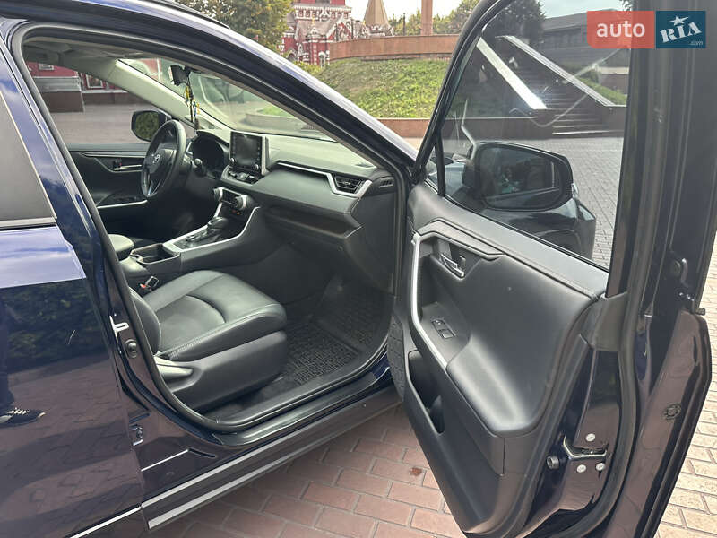 Внедорожник / Кроссовер Toyota RAV4 2021 в Днепре фото 29 Внедорожник / Кроссовер Toyota RAV4 2021 в Днепре