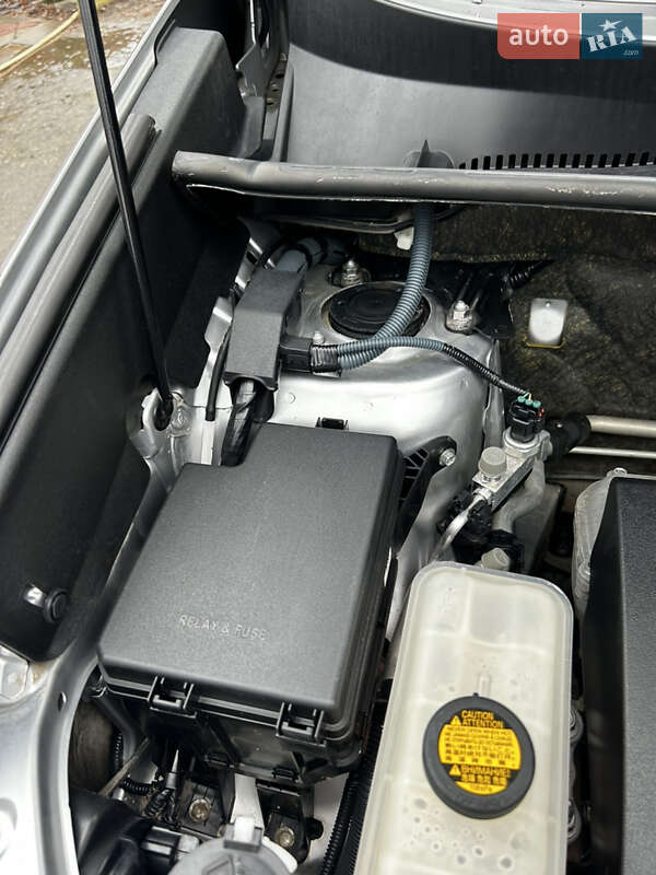 Внедорожник / Кроссовер Toyota RAV4 2013 в Раздельной