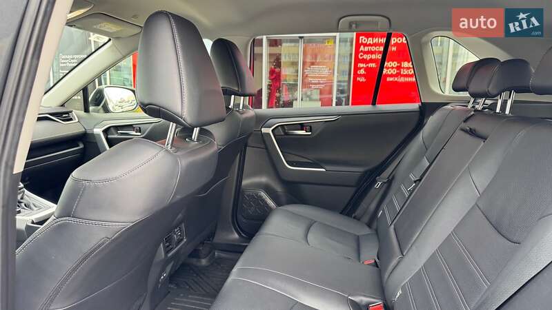 Позашляховик / Кросовер Toyota RAV4 2023 в Івано-Франківську фото 18 Позашляховик / Кросовер Toyota RAV4 2023 в Івано-Франківську