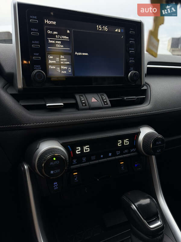 Позашляховик / Кросовер Toyota RAV4 2020 в Києві