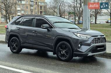 Внедорожник / Кроссовер Toyota RAV4 2021 в Харькове