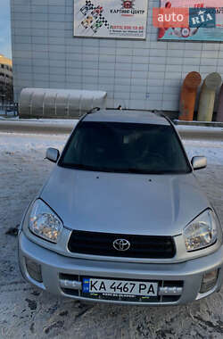 Внедорожник / Кроссовер Toyota RAV4 2001 в Киеве