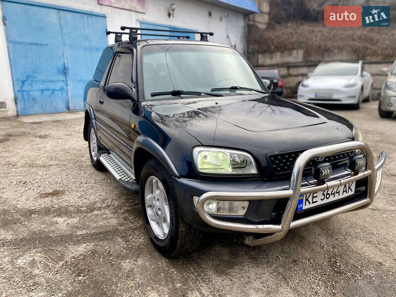 Toyota RAV4 1998